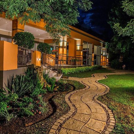 Home Guesthouse Rustenburg Exterior foto